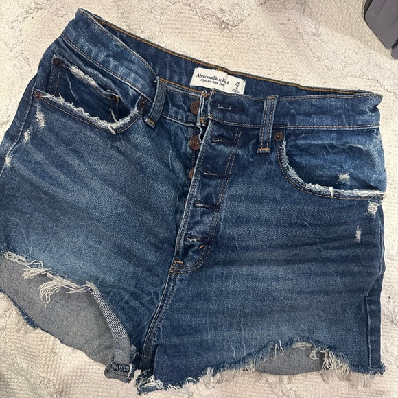Abercrombie & Fitch Blue High Rise Mom Shorts - Picture 1 of 2